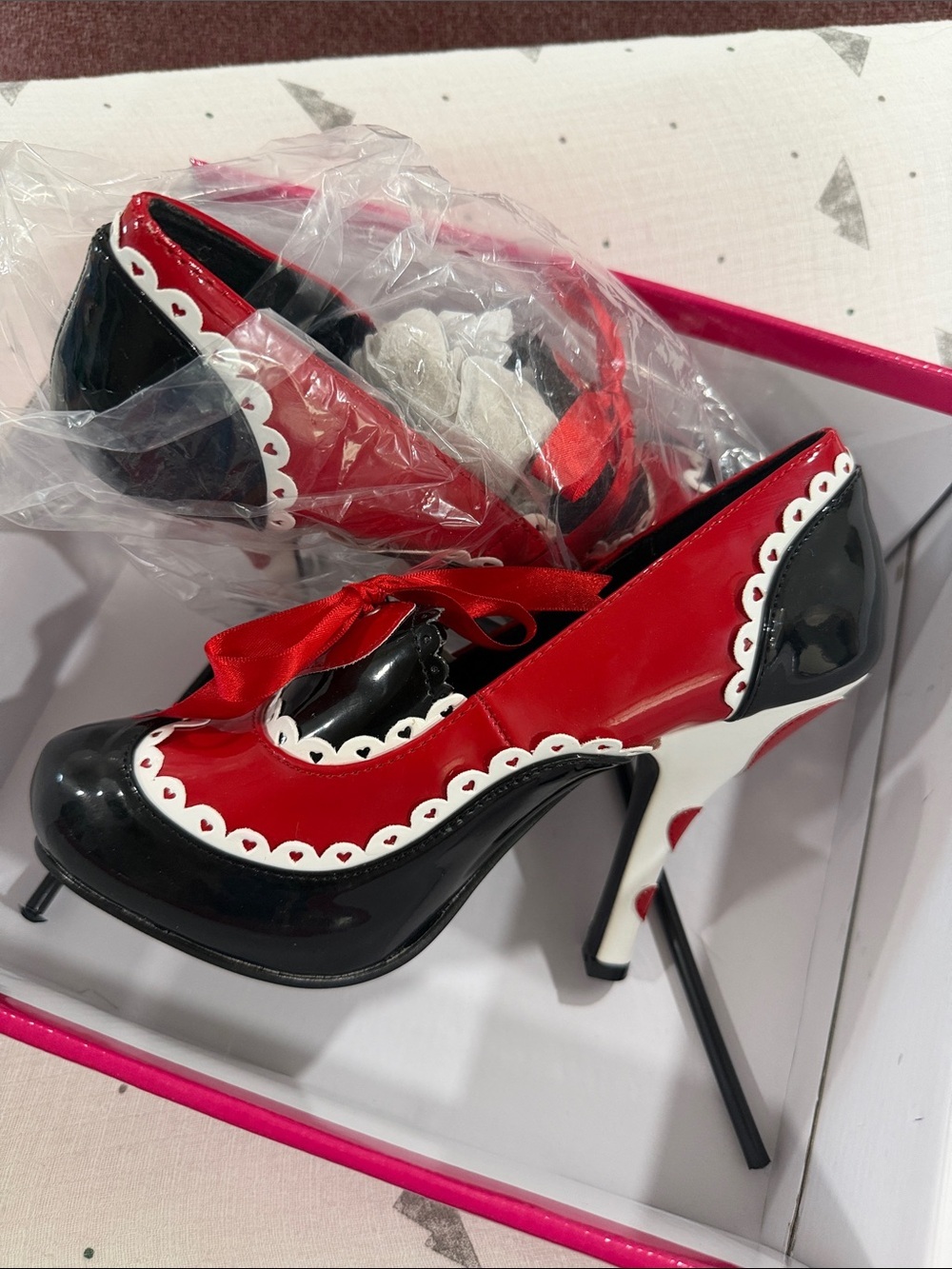 Red and Black Heart-Trim High Heel Pump with Ribbon Accent - Picture 2 of 6